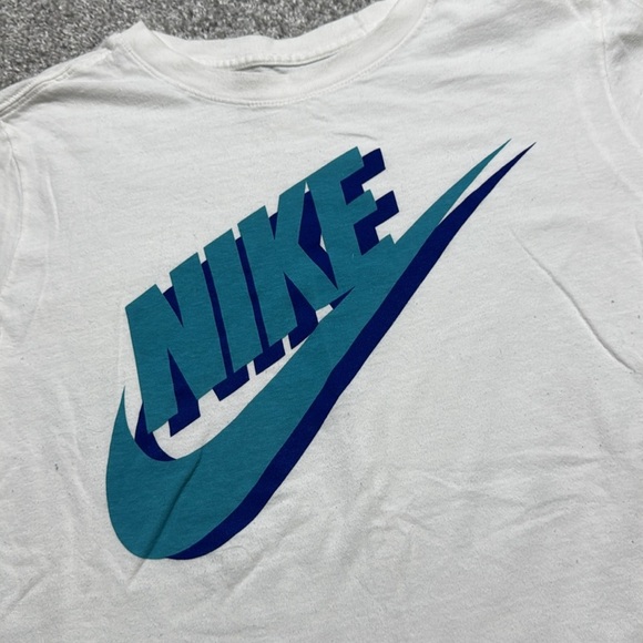 Nike White and Blue Short Sleeve Tee - Picture 2 of 5